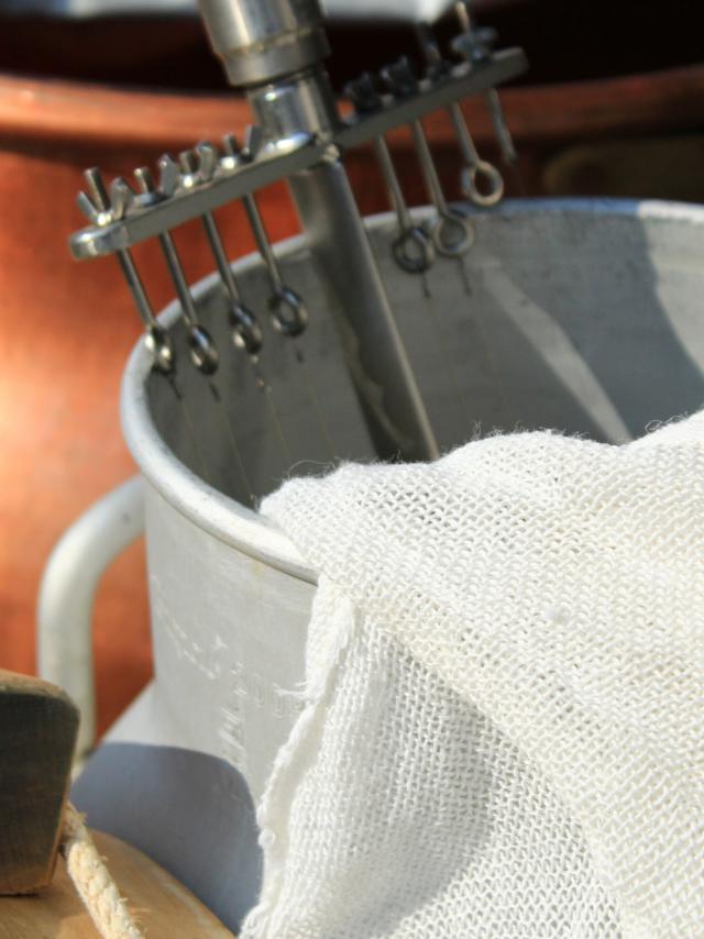 Coopérative Fruitière Fabrication Du Reblochon Chaudron