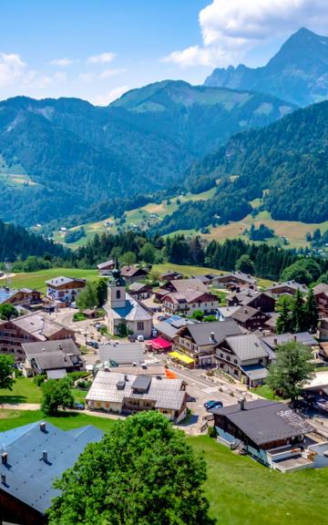 Notre Dame de Bellecombe Village