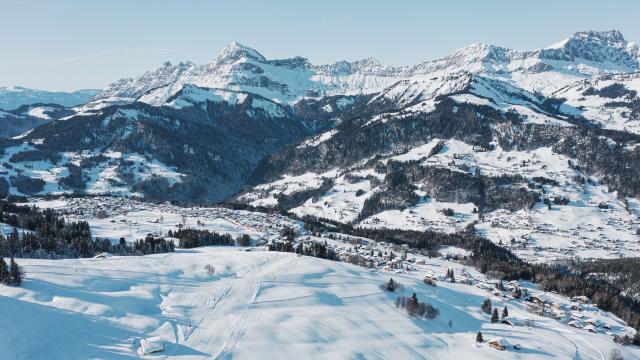 Crest Voland Cohennoz Hiver